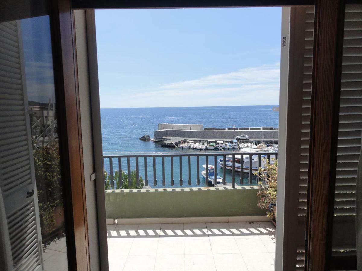 Appartamento Sul Mare Acireale Exterior photo
